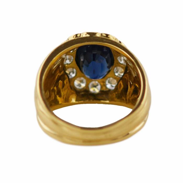 18K Gold Signet Ring with Sapphire and Diamonds. 