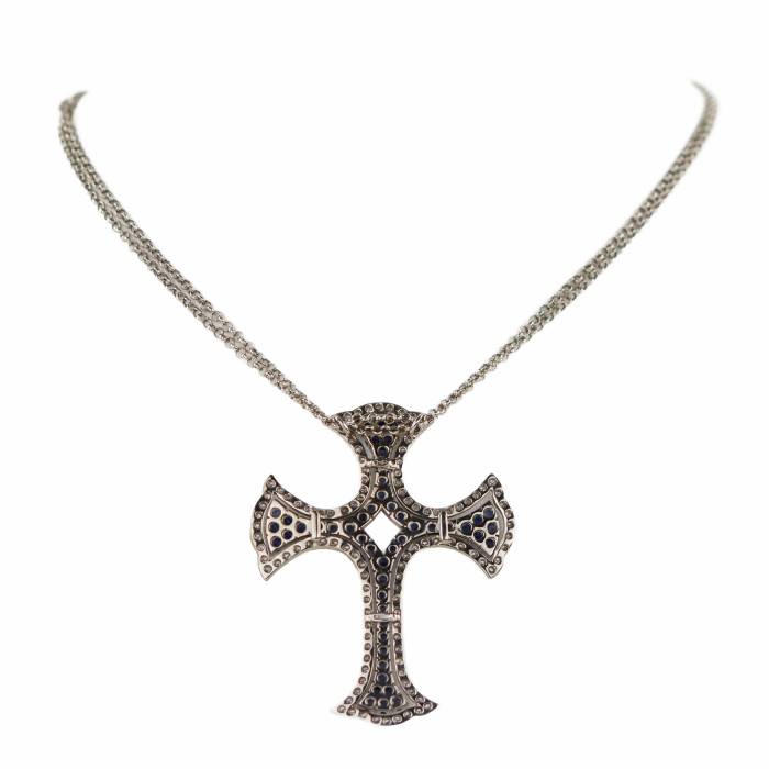  18K white gold cross, Italian workmanship, with sapphires and diamonds. 