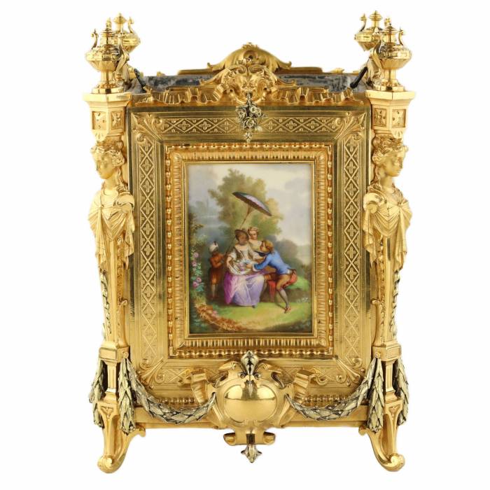 Excellent jardinière by Christofle & Cie in the style of Napoleon III. France, 19th century. 