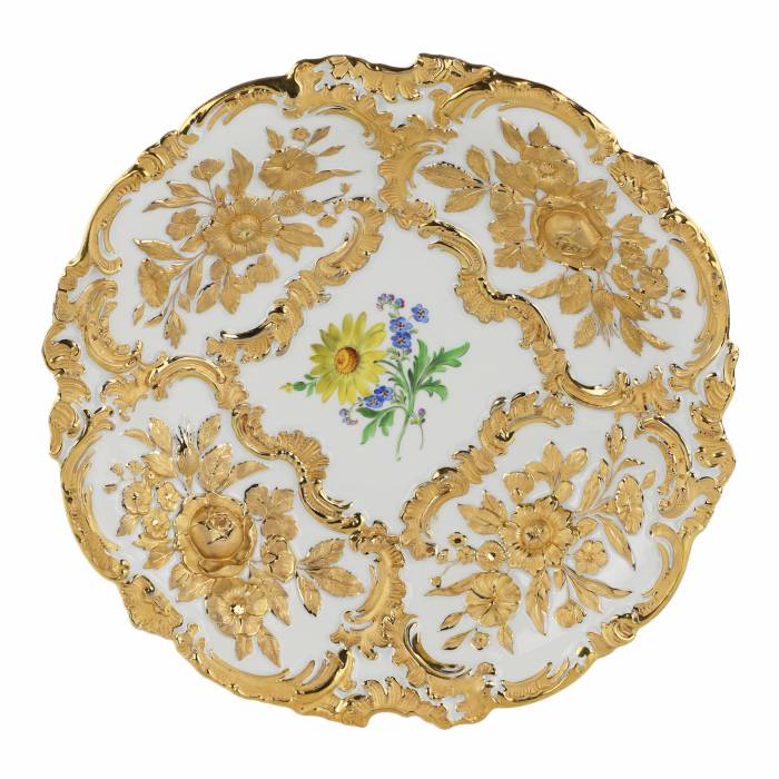 Decorative porcelain dish Meissen period 1934-1945 