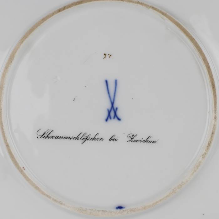 Plat décoratif luxueux avec vue sur Zwickau. Meissen. 1815 -1860 