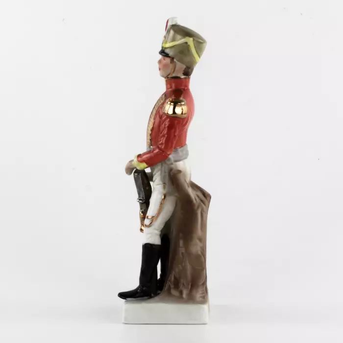 Porcelain figurine "Hussar with a report". 