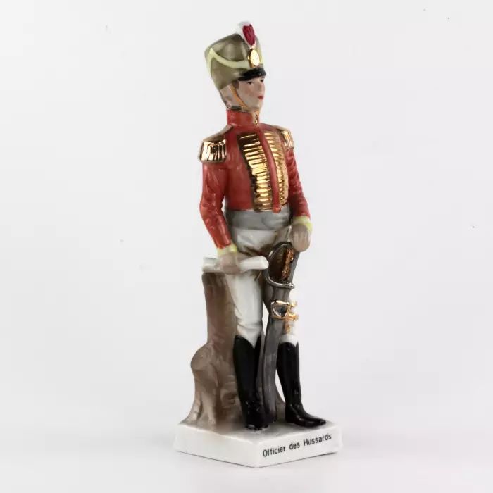 Porcelain figurine "Hussar with a report". 