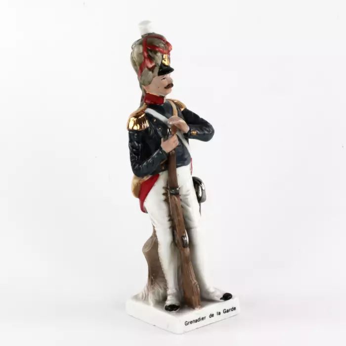 Porcelain figurine Soldier Grenadier De La Garde. Germany
