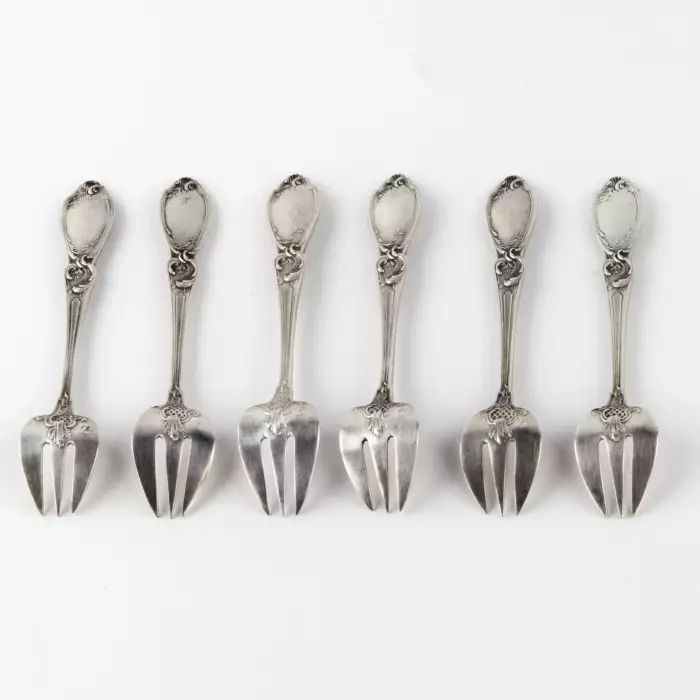 Set of six silver oyster forks. France. 