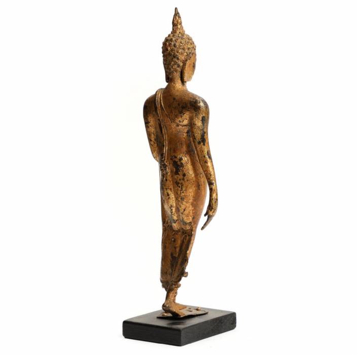 Figure of the Walking Buddha. 19th century 