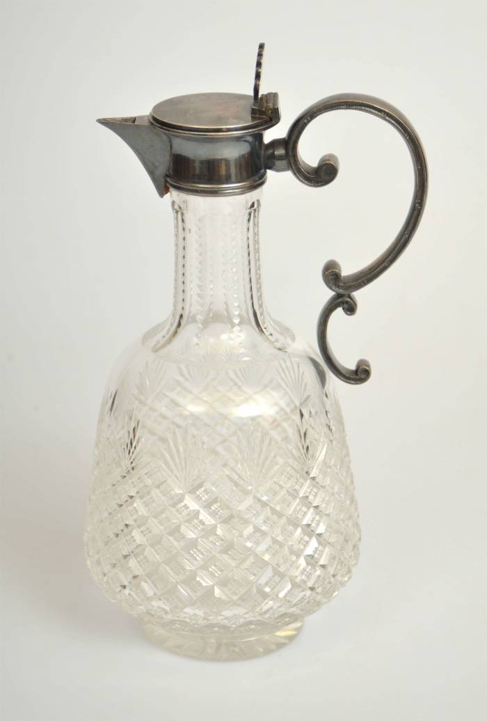 Carafe Art Nouveau en cristal avec finition argentée 84e épreuve 