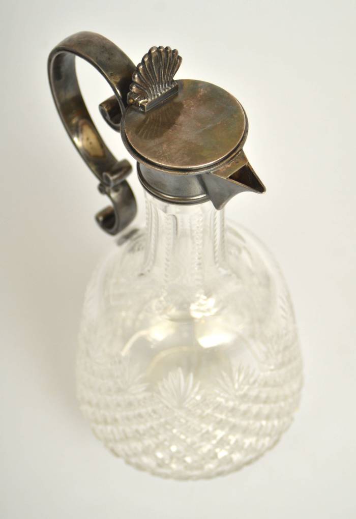 Carafe Art Nouveau en cristal avec finition argentée 84e épreuve 