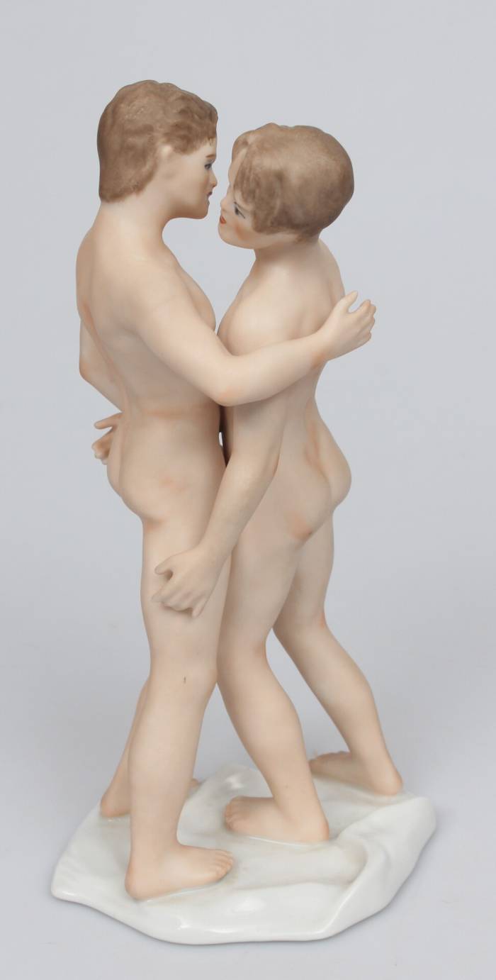 Porcelain figure Couple