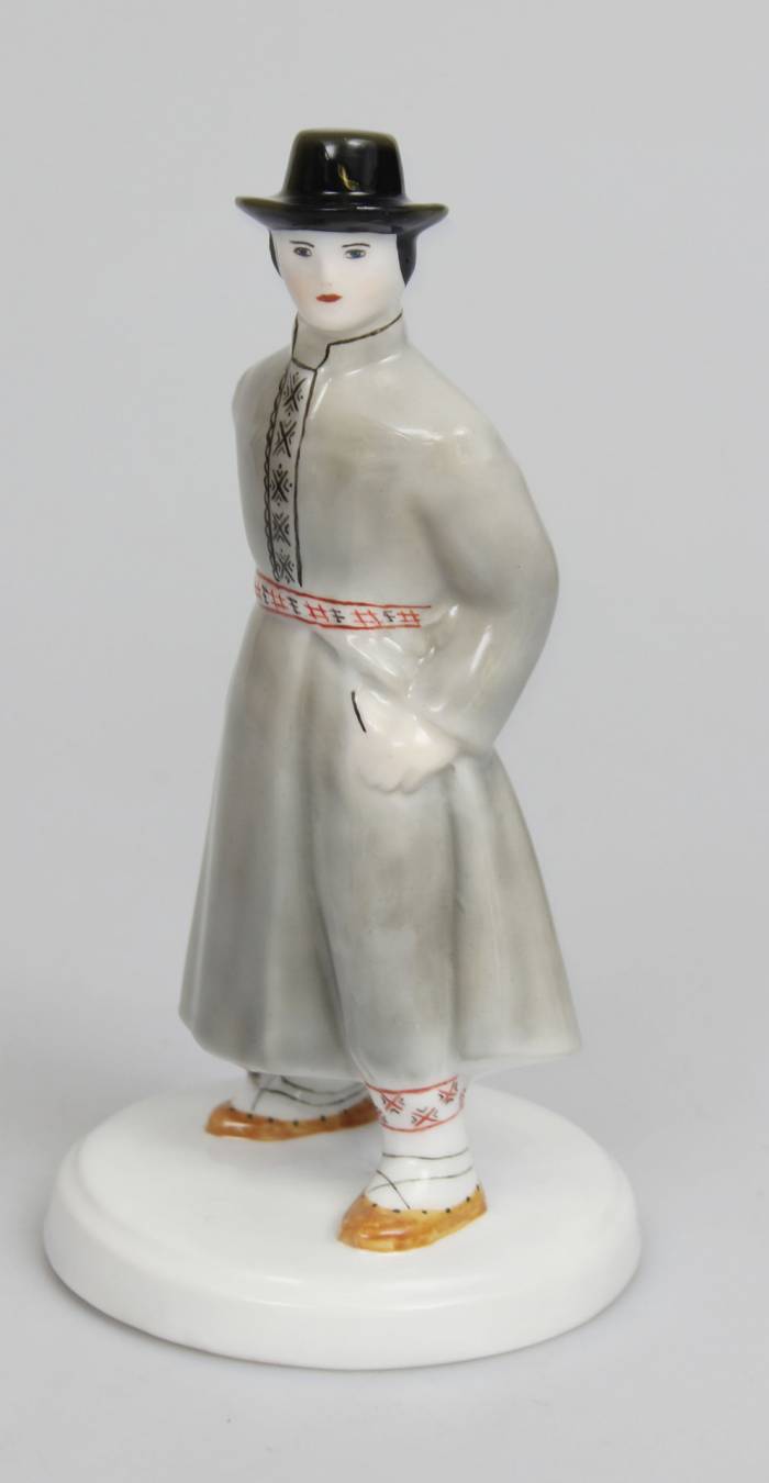 Jessen faience figure Son of the Nation