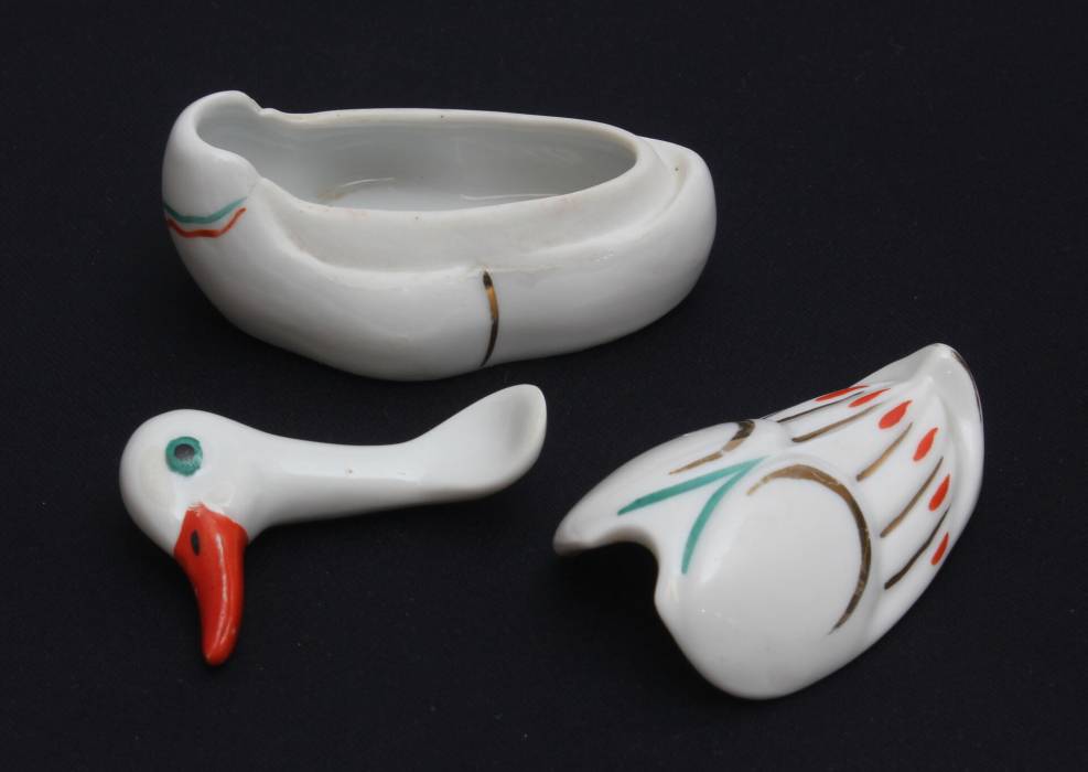 Porcelain mustard utensil Duck