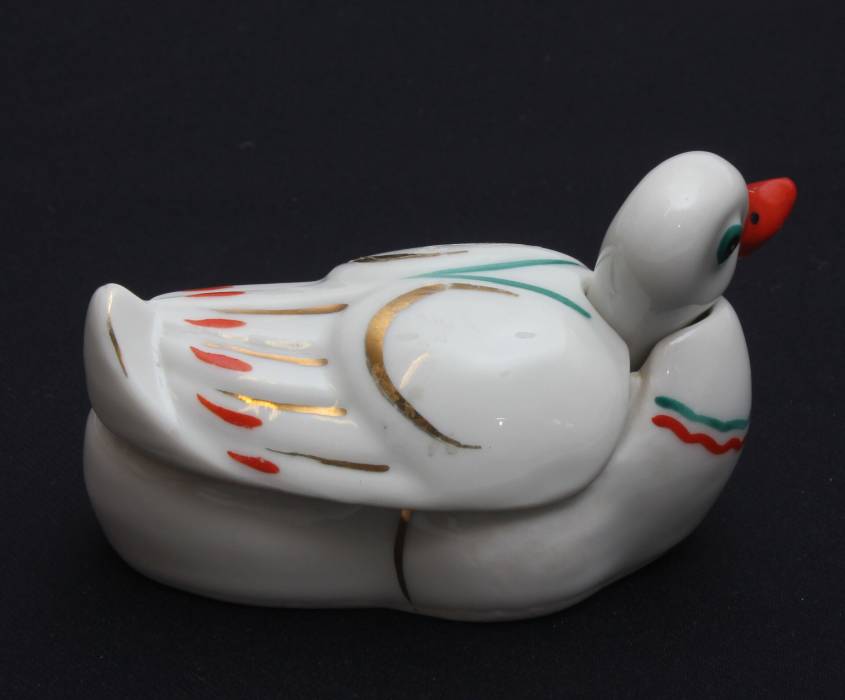 Porcelain mustard utensil Duck