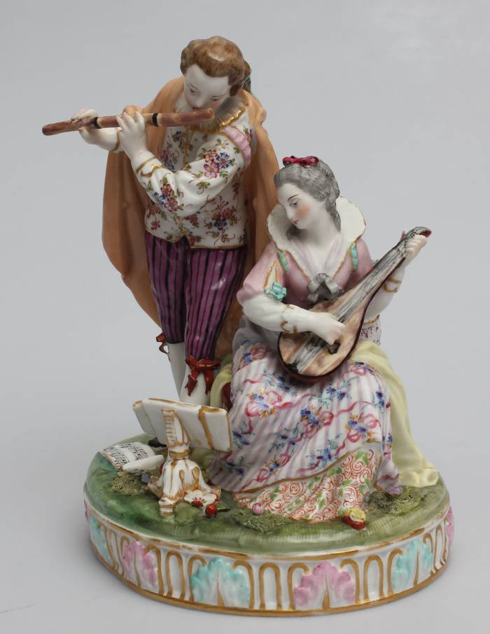 Composition en porcelaine Musiciens 