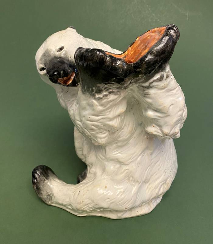 Figurine en porcelaine Ours 