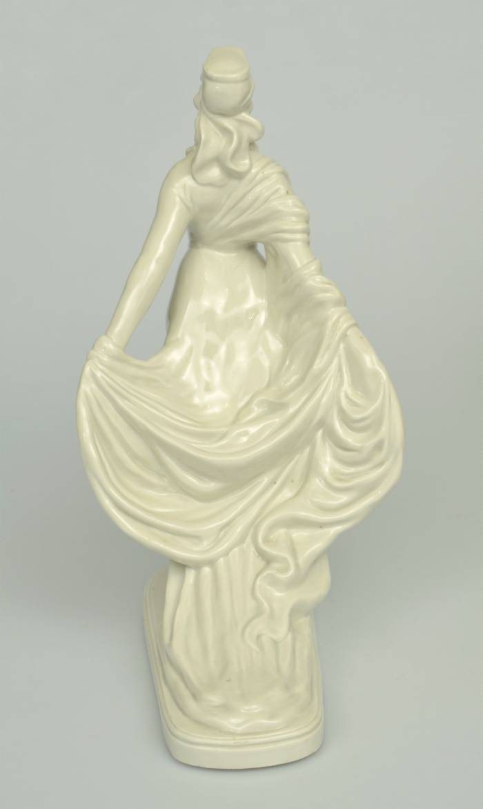 Figurine en porcelaine « Princesse géorgienne Tamara » 