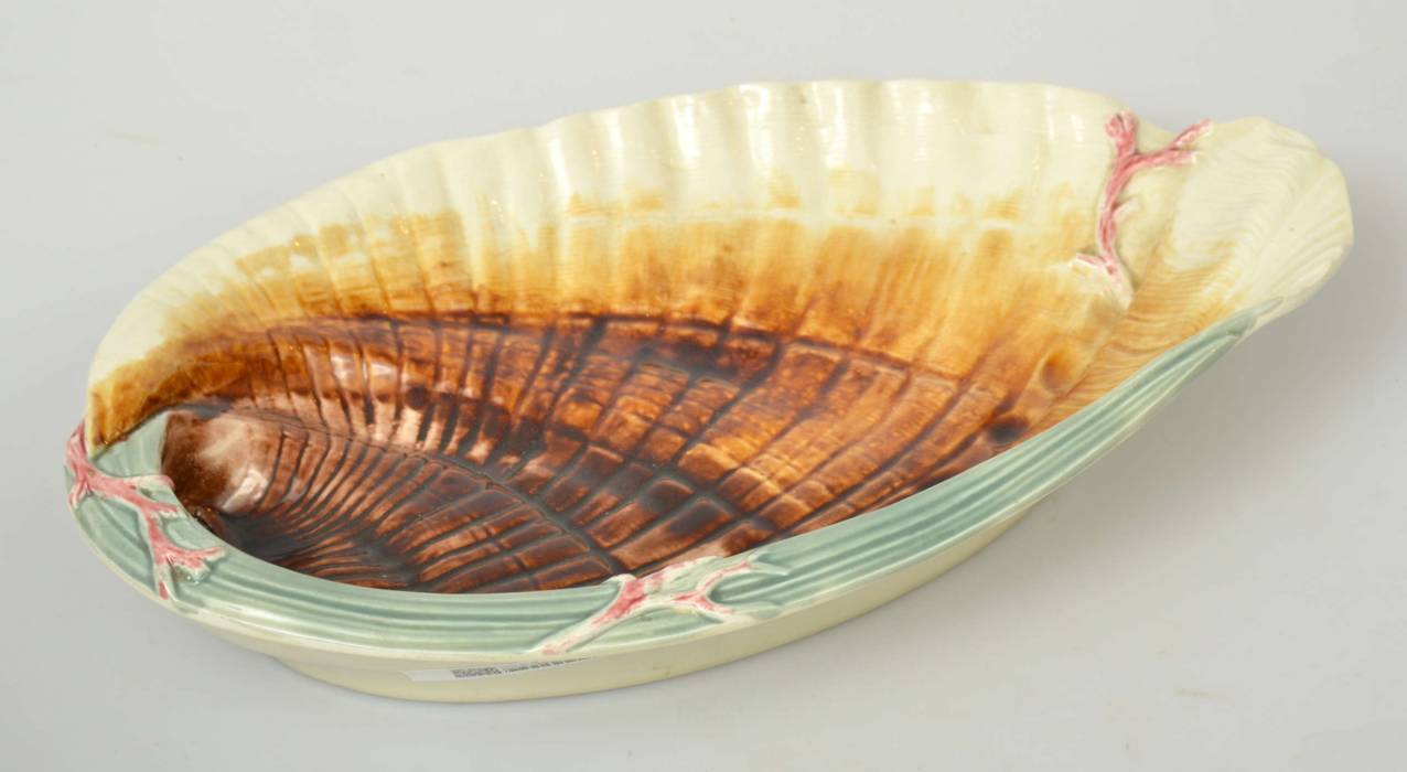 Decorative plate Shell