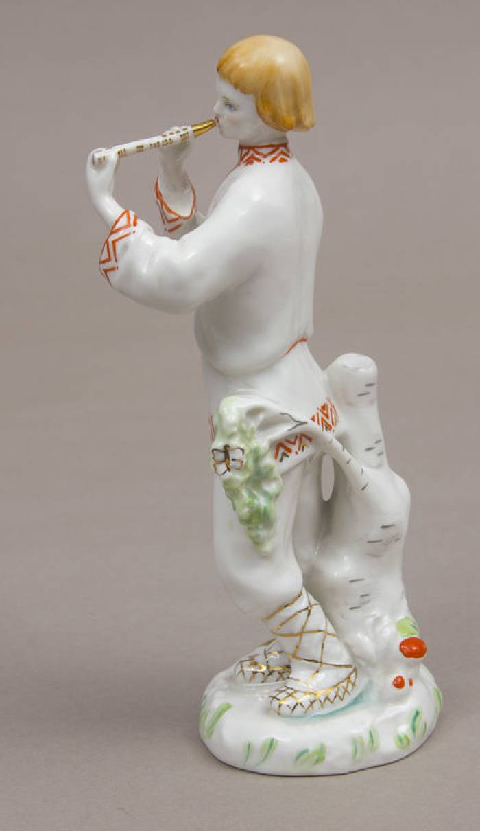 Porcelain figurineLel (Young man with a pipe) 