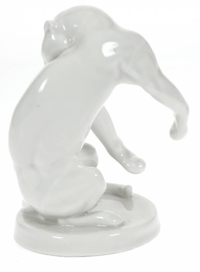 Figurine en porcelaine `Pantera` 