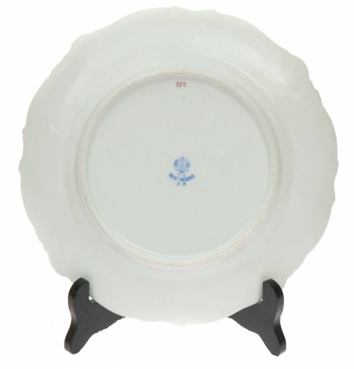 Assiette en porcelaine 