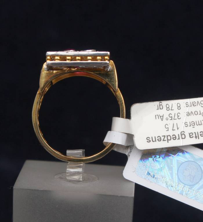 Gold ring with diamonds, rubies, sapphire