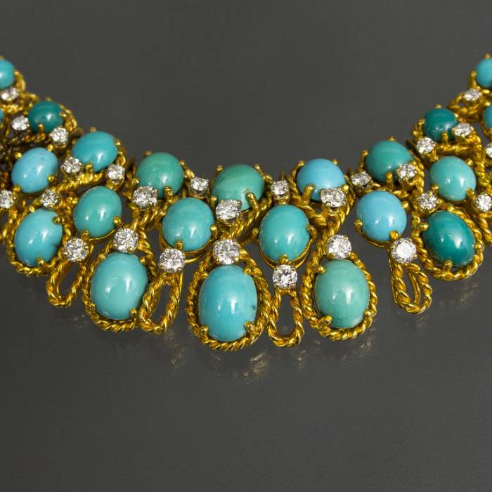 Collier en or avec diamants et turquoise 