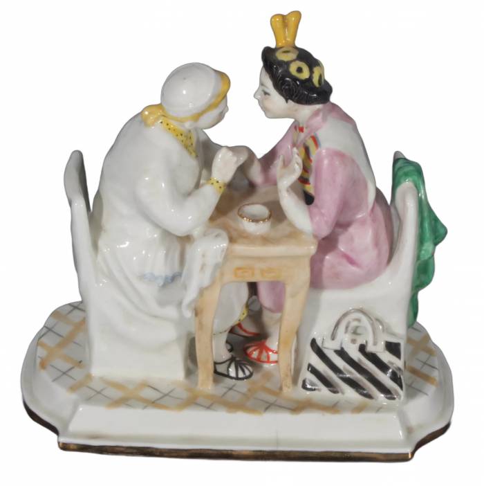 Figurine en porcelaine ManucureGossip Girl 