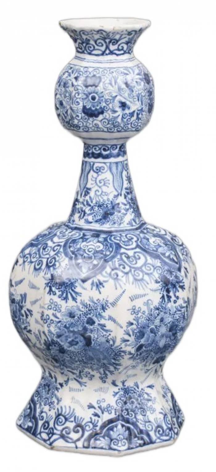 Vase en porcelaine 