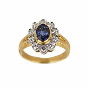 Classic 18K gold ring with sapphire and diamonds. Piccini. Italy 21st century 