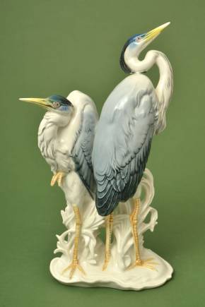 Porcelain figure Cranes