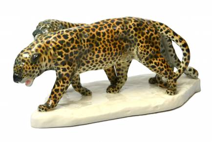 Vācu Schwarzbuger porcelāna figūriņa Leopards 