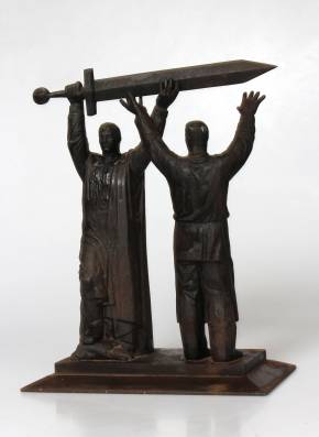 KASLI cast iron figure - copy of memorial Rear to front 